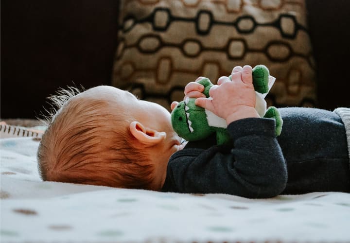 Hochet et Jouet dentition en silicone pour bébé de 0-6 mois