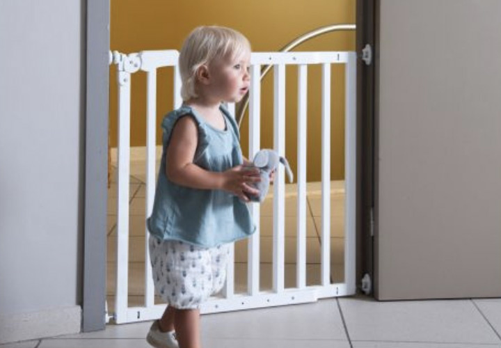 Barrière de Sécurité Enfant à Visser pour porte ou escalier