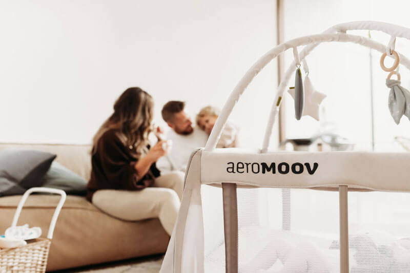 Arche de jeux pour lit Instant Aeromoov contexte 