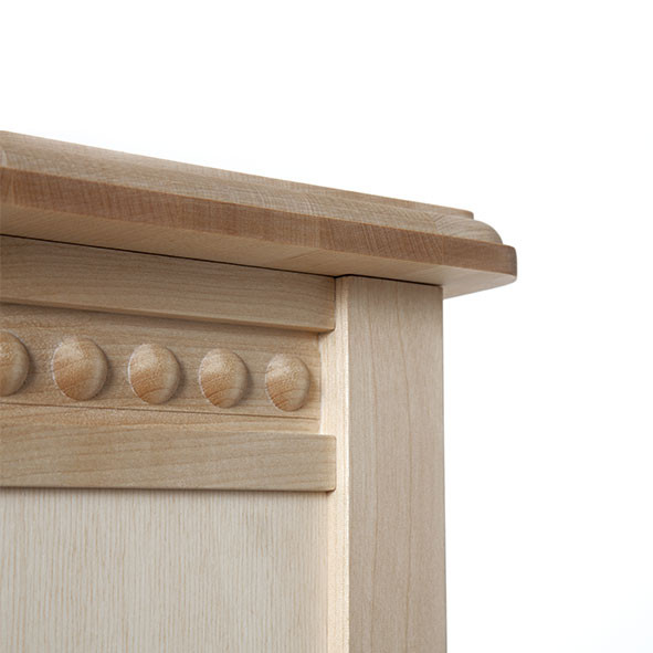 Armoire en bois Massif Gustavienne Natural GUSTAVIENNE zoom coin