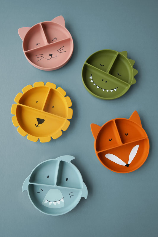 Assiette avec ventouse en silicone et compartiments Mrs. Cat Trixie lifestyle 4