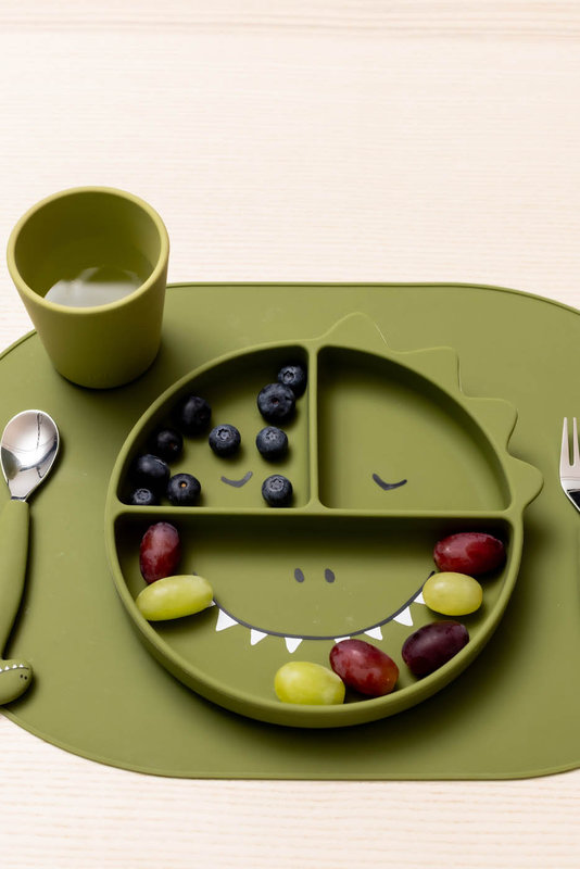Assiette avec ventouse en silicone et compartiments Mr. Dino Trixie lifestyle 2