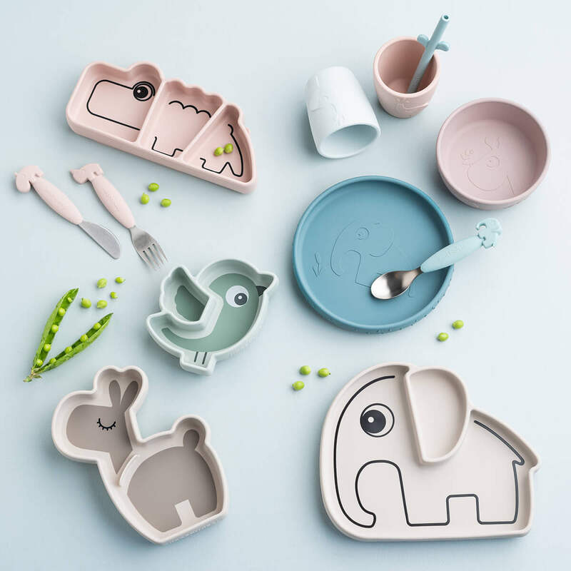 Assiette silicone avec ventouse Elphee Sable Done by Deer lifestyle