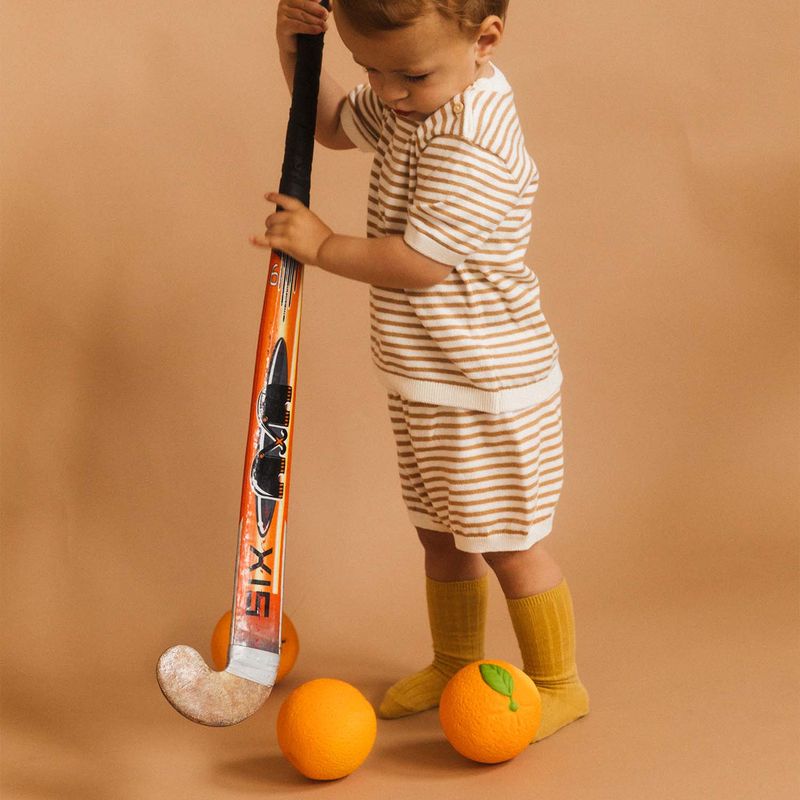 Balle sensorielle Orange Oli & Carol lifestyle