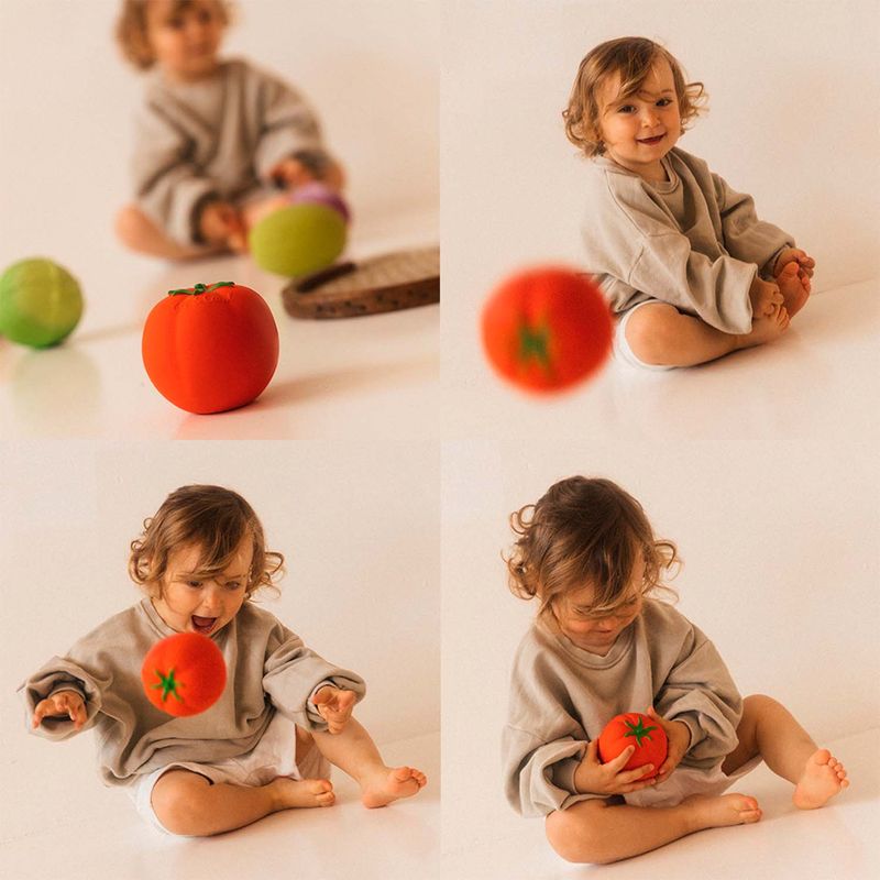 Balle sensorielle Tomate Oli & Carol lifestyle
