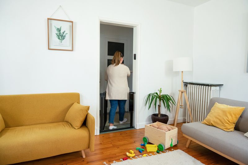 Barrière de sécurité automatique Safe & Pass Badabulle lifestyle 9