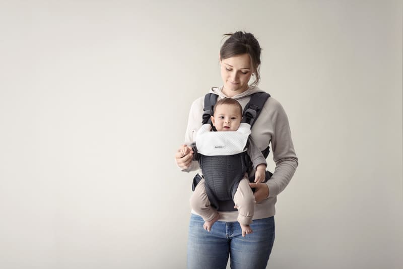 Bavoir porte bébé shop babybjorn