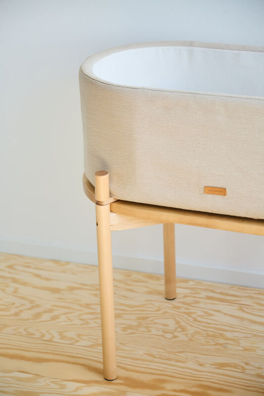 Berceau Bébé Évolutif en Table de Jeu Lin Beige Childhome lifestyle 2