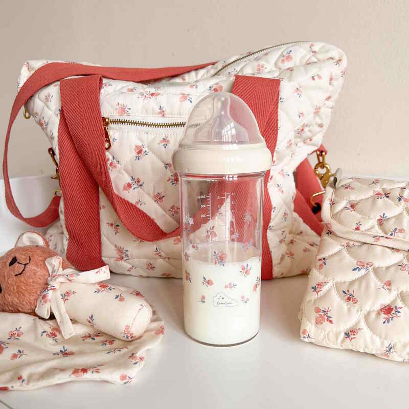 Biberon 360 ml 6m+ CAM CAM Berries lifestyle