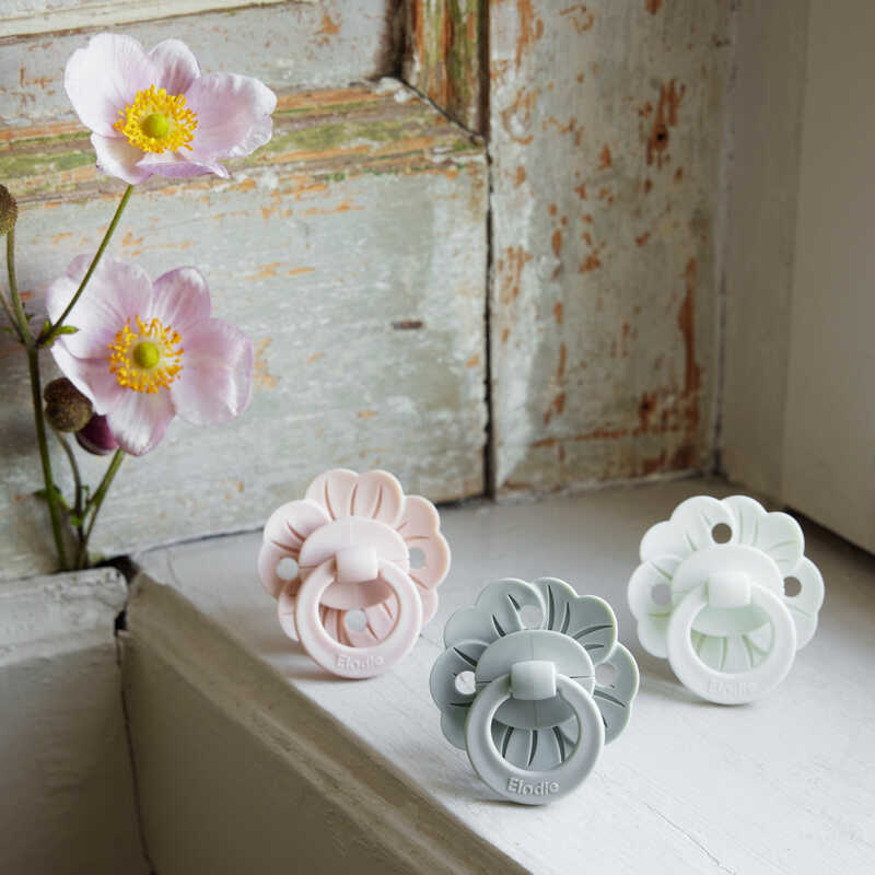 Binky Bloom - Mineral Green Elodie lifestyle