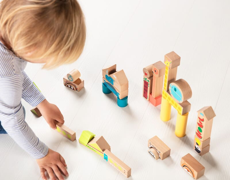 Blocs de construction en bois Jungle Lilliputiens Utilisation