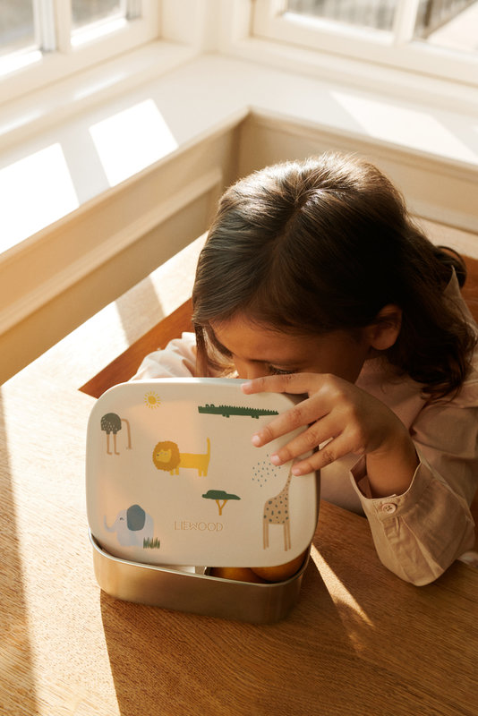 Boîte à goûter Arthur Safari Sandy mix Liewood lifestyle 1