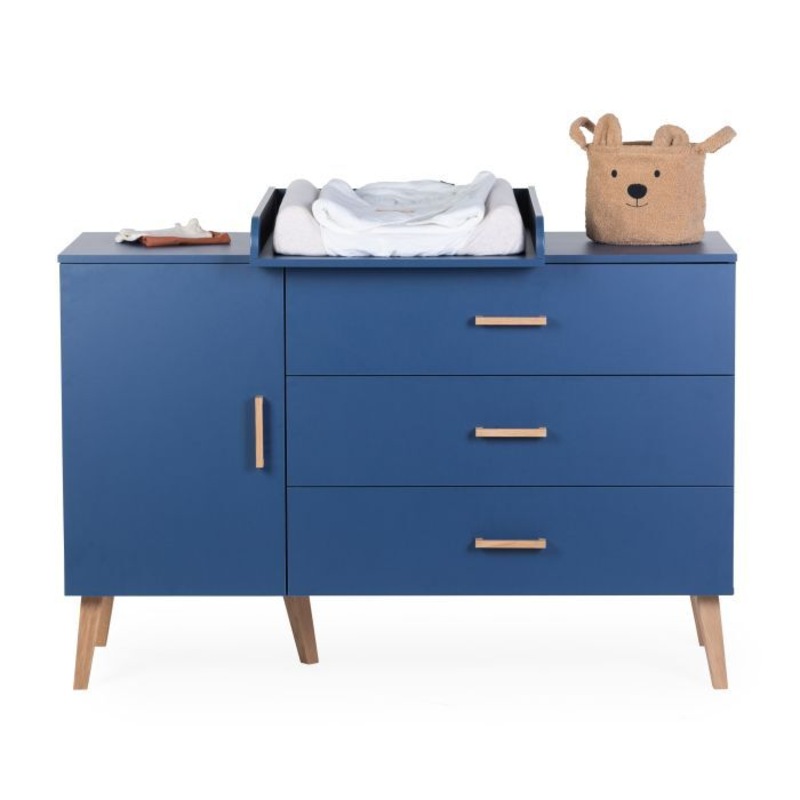 Commode Bold Blue avec Plan A Langer Bleu et Pieds Naturel childhome decor