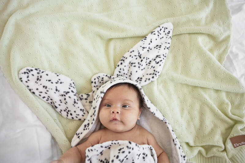 Cape de Bain - Dalmatian Dots Elodie lifestyle