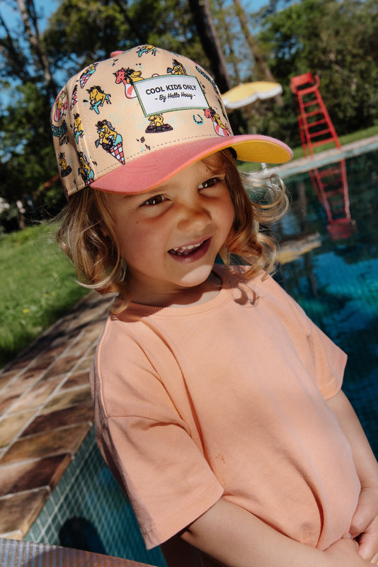 Casquette Imprimé Unicorn avec visière courbée 9-18 mois HELLO HOSSY lifestyle 1