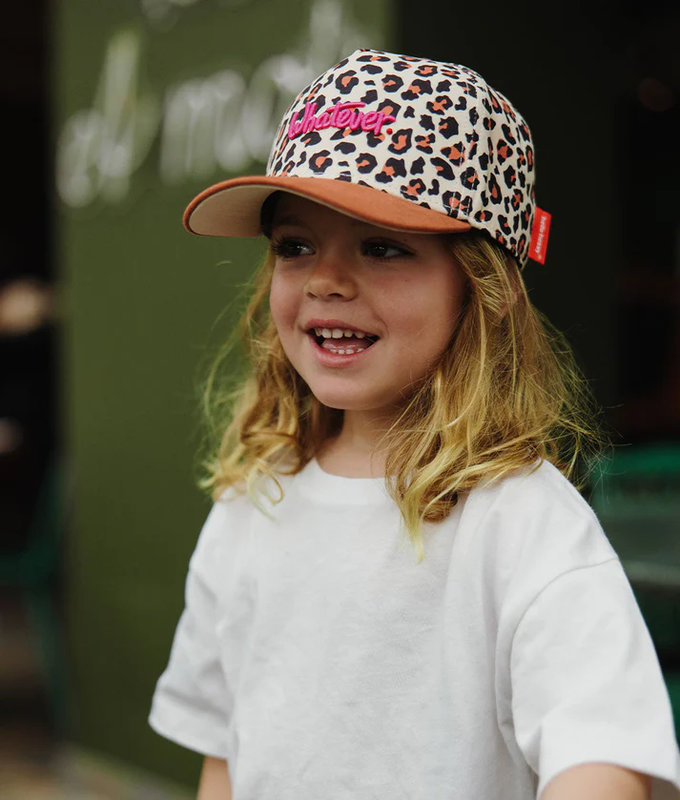 Casquette Leopard Marron avec visière courbée 9-18 mois HELLO HOSSY lifestyle 2