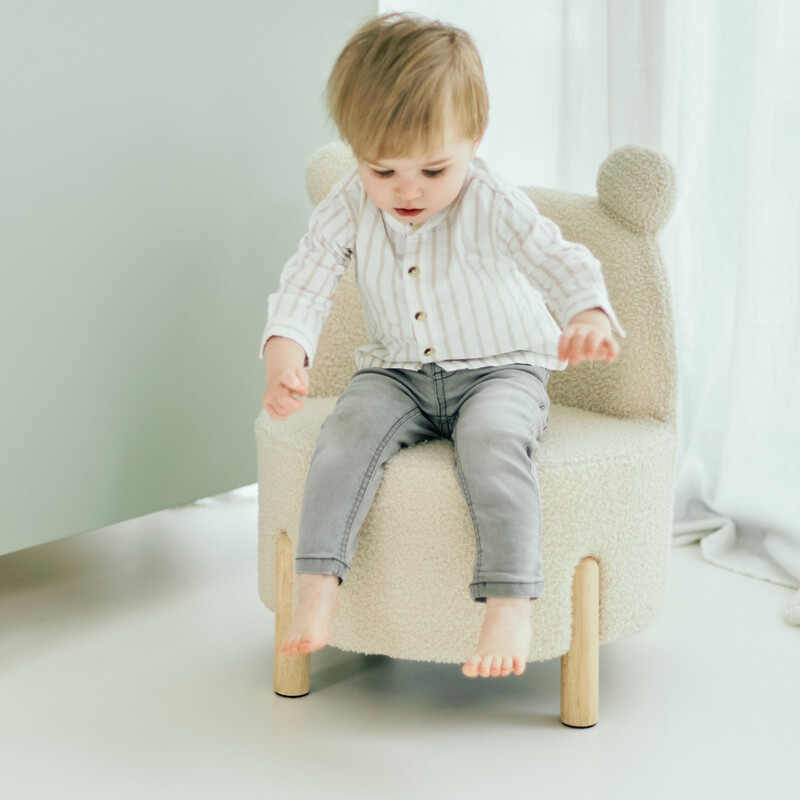 Chaise Enfant Teddy écru Childhome Produit lifestyle