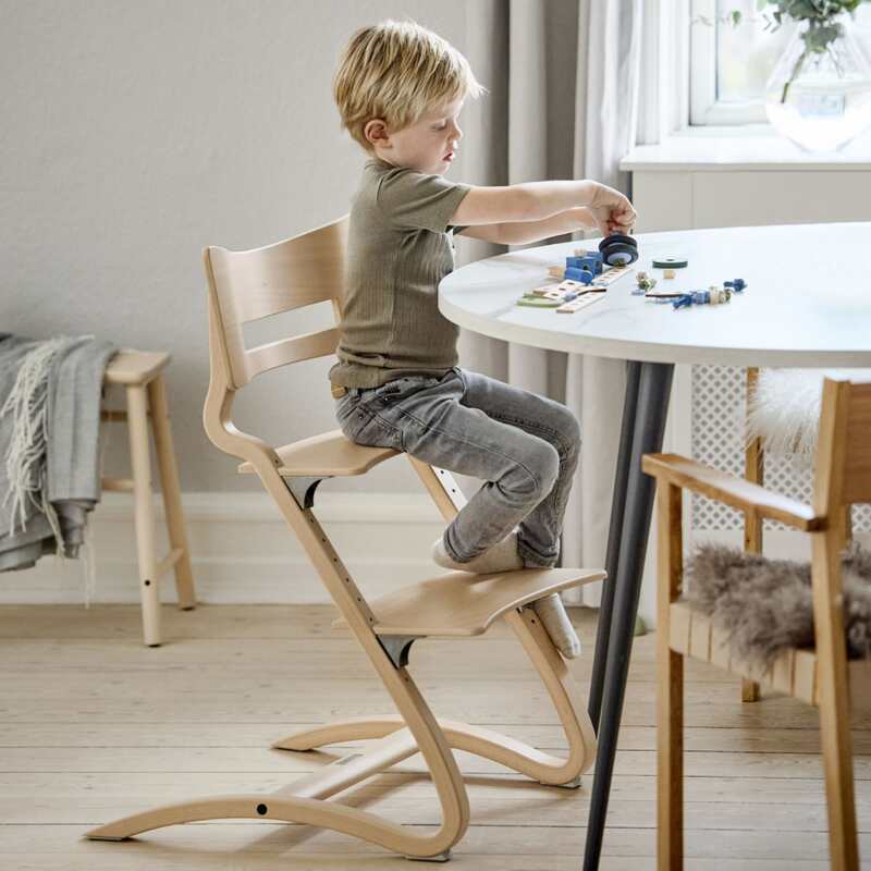 chaise haute evolutive naturelle Leander BamBinou lifestyle 2