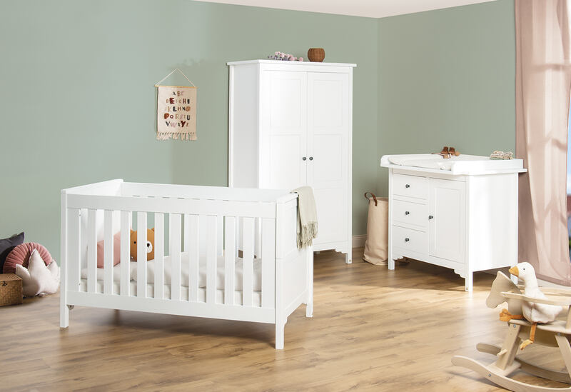 Chambre Chalet : lit, commode, armoire 2 portes Pinolino produit face