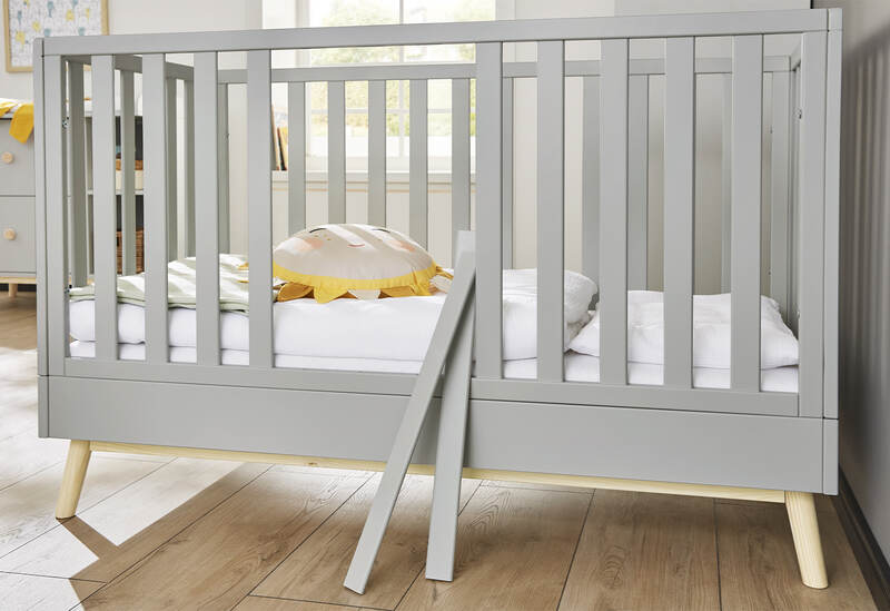Chambre Dusk : lit, commode, armoire 3 portes Pinolino lifestyle3