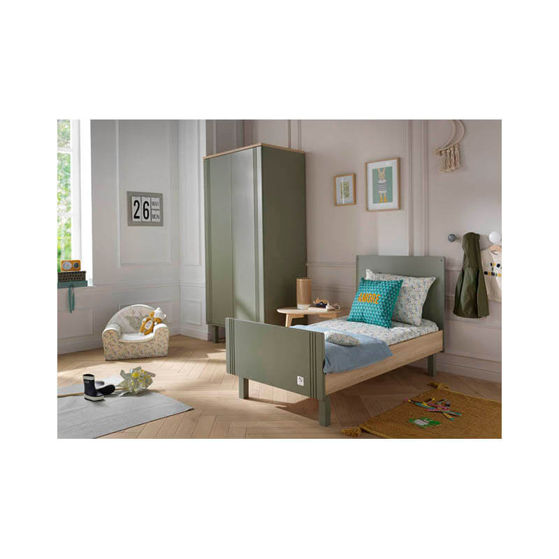 Chambre Eleonore Kaki : lit, commode, armoire Sauthon ambiance junior