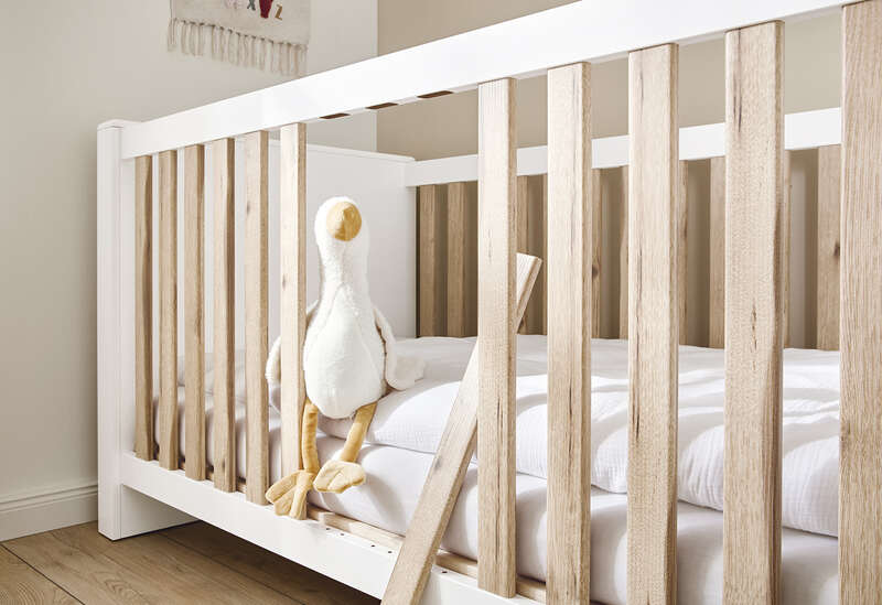 Chambre Lova : lit, commode Pinolino lifestyle