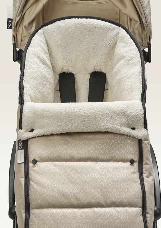 Chancelière pour poussette Yoyo Bonpoint Beige Stokke chancelière fermée 3