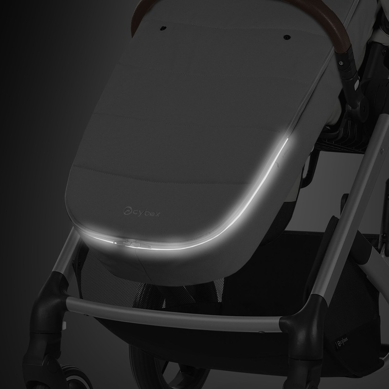Chancelière pour poussettes Gold Cybex produit poussette2 Beige