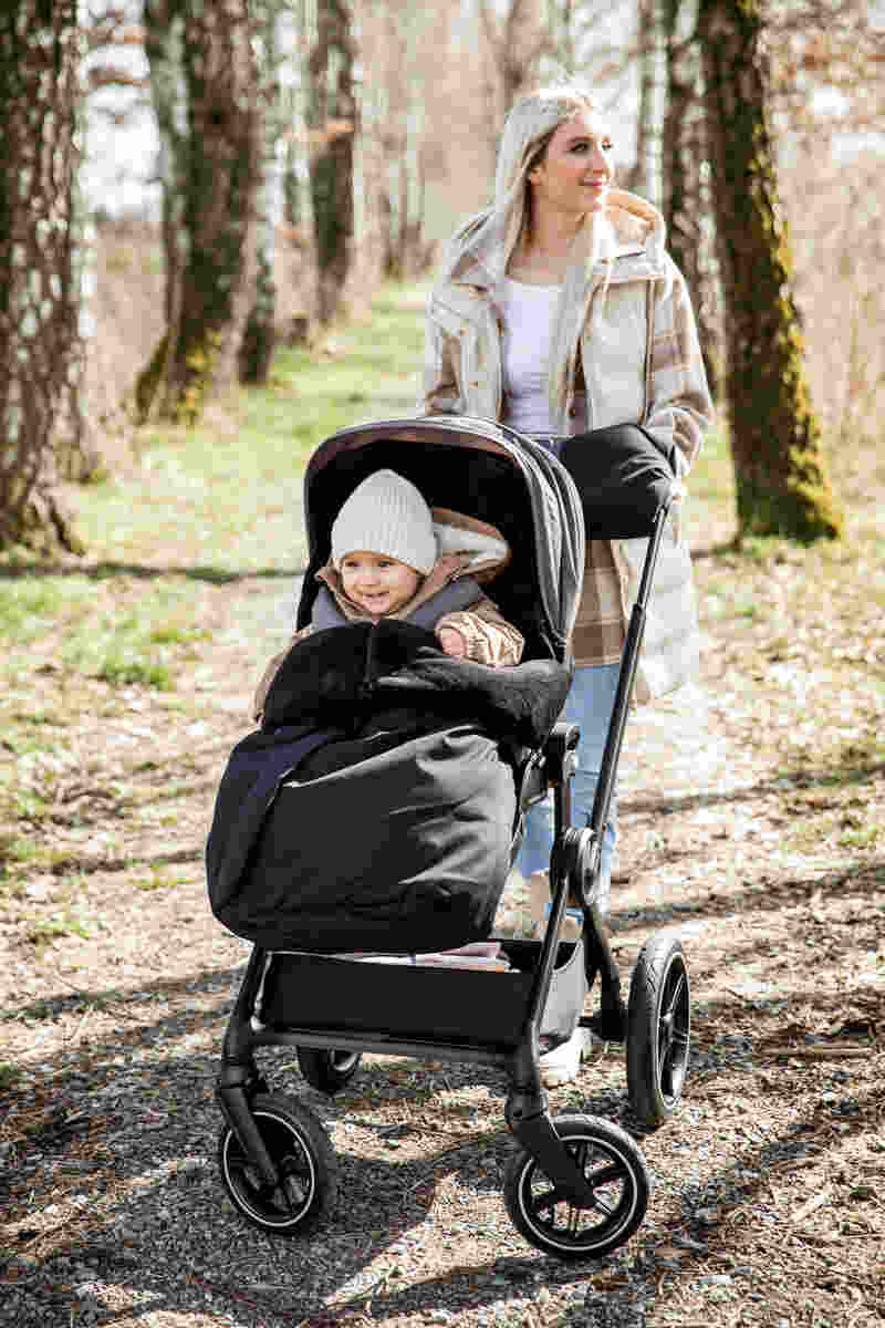 Chancelière universelle pour poussette Hauck lifestyle2