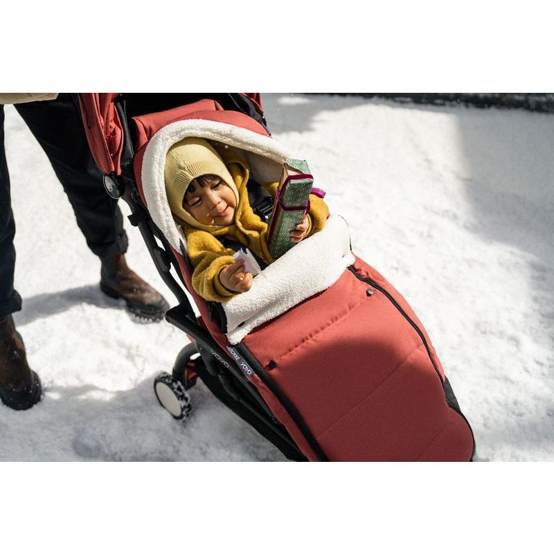 Chancelière YOYO 5 Berry STOKKE lifestyle