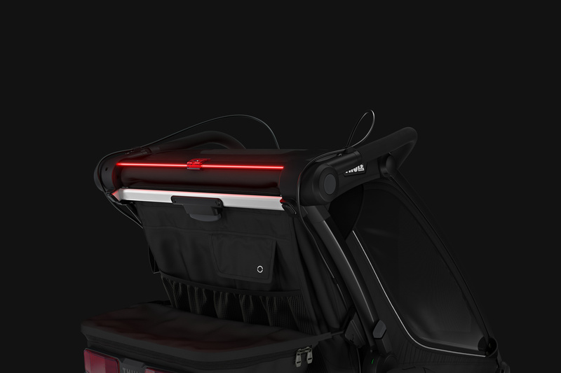 Chariot Sport 1 G3 Black Thule lifestyle