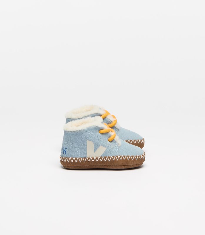 Chaussons Bébé Veja X Milk Steel Pierre Veja côté du chausson