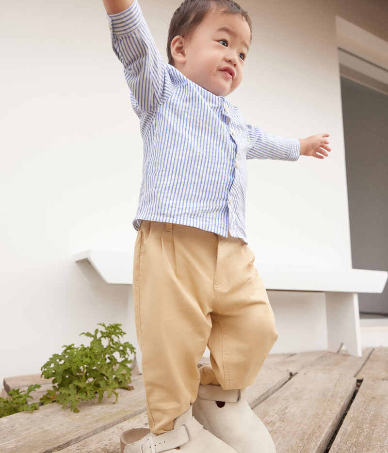 Chemise manches longues en popeline rayée bébé Gauloise Marshmallow Petit Bateau lifestyle