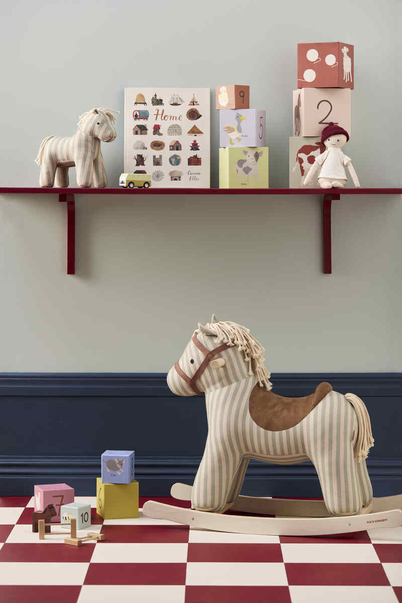 Cheval en peluche Sam Kids Concept lifestyle4
