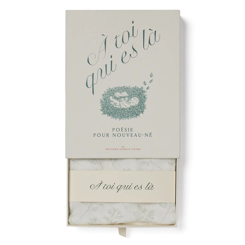 Coffret Cadeau Recueil de Poésie et lange en coton Charlie Crane produit face