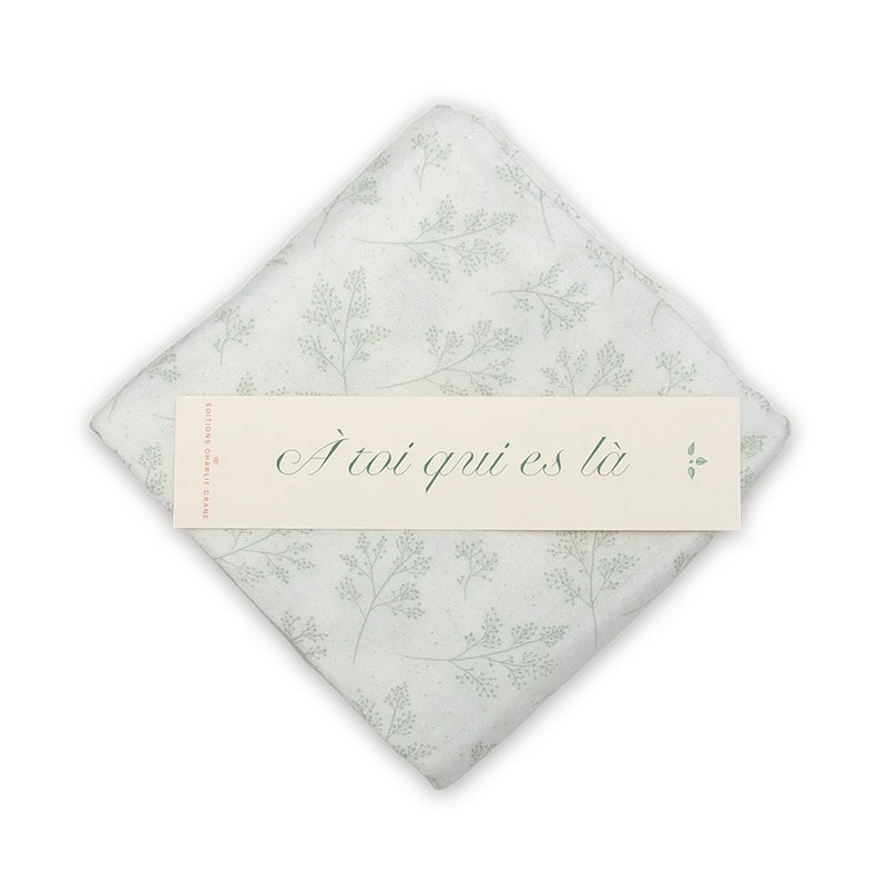 Coffret Cadeau Recueil de Poésie et lange en coton Charlie Crane lange 1