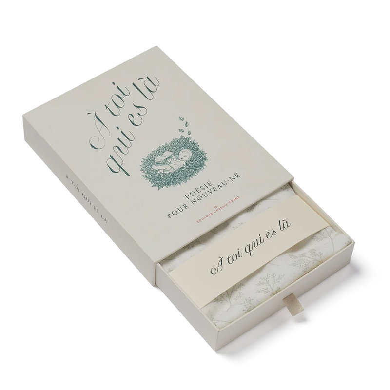 Coffret Cadeau Recueil de Poésie et lange en coton Charlie Crane profil