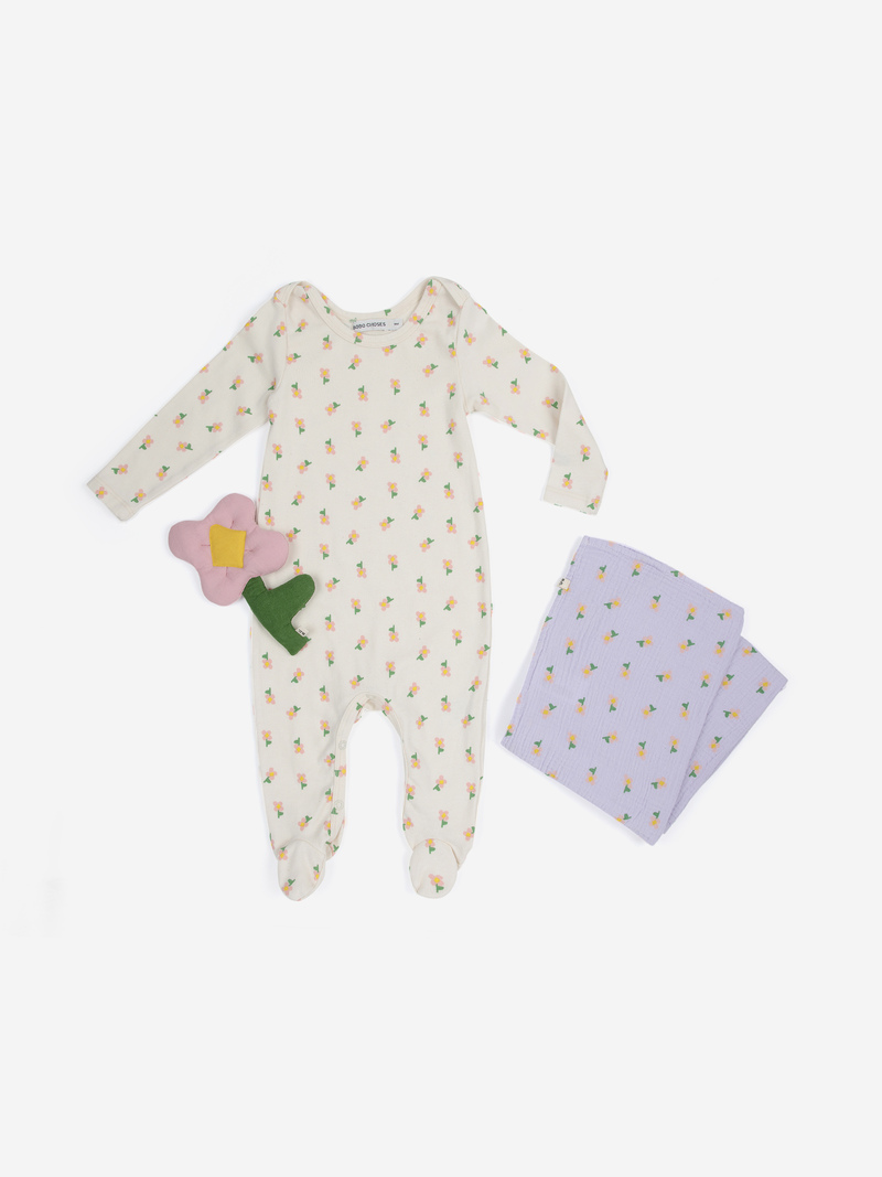 Coffret naissance Pansy Flower Bobo Choses elements