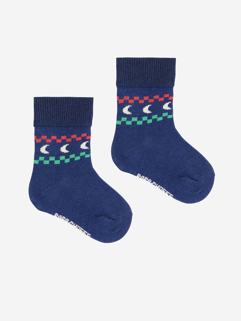 Coffret naissance tricot Beneath the Moon Bobo Choses chaussettes