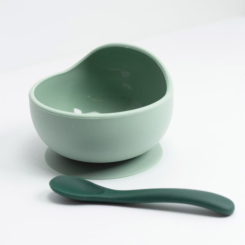 Coffret Repas 2pcs Silicone Vert Sauge et Vert Sapin 3kg7 produit