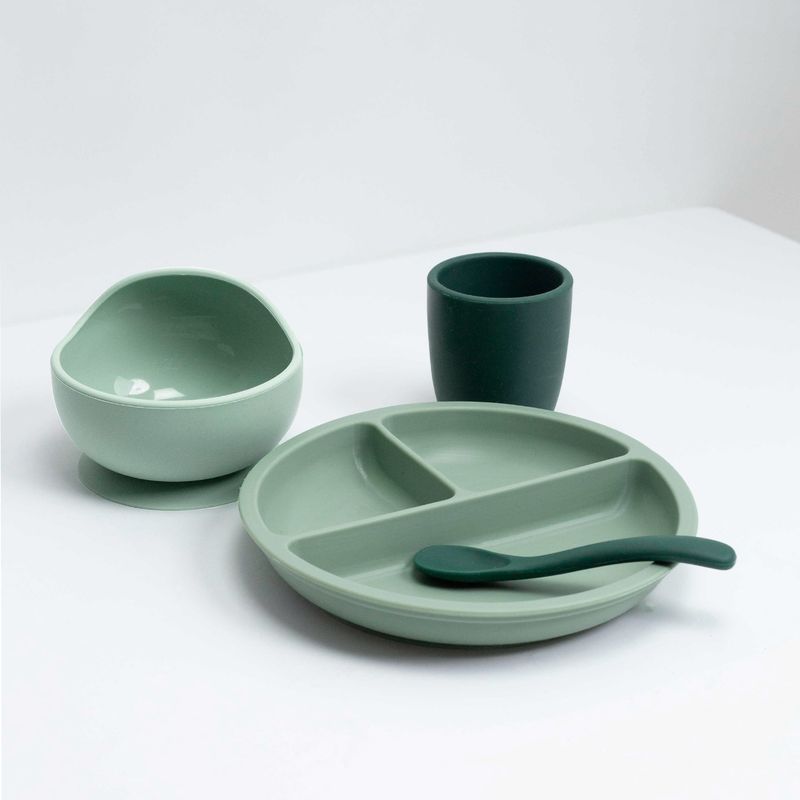 Coffret Repas 4pcs Silicone Vert Sauge et Vert Sapin 3kg7 produit