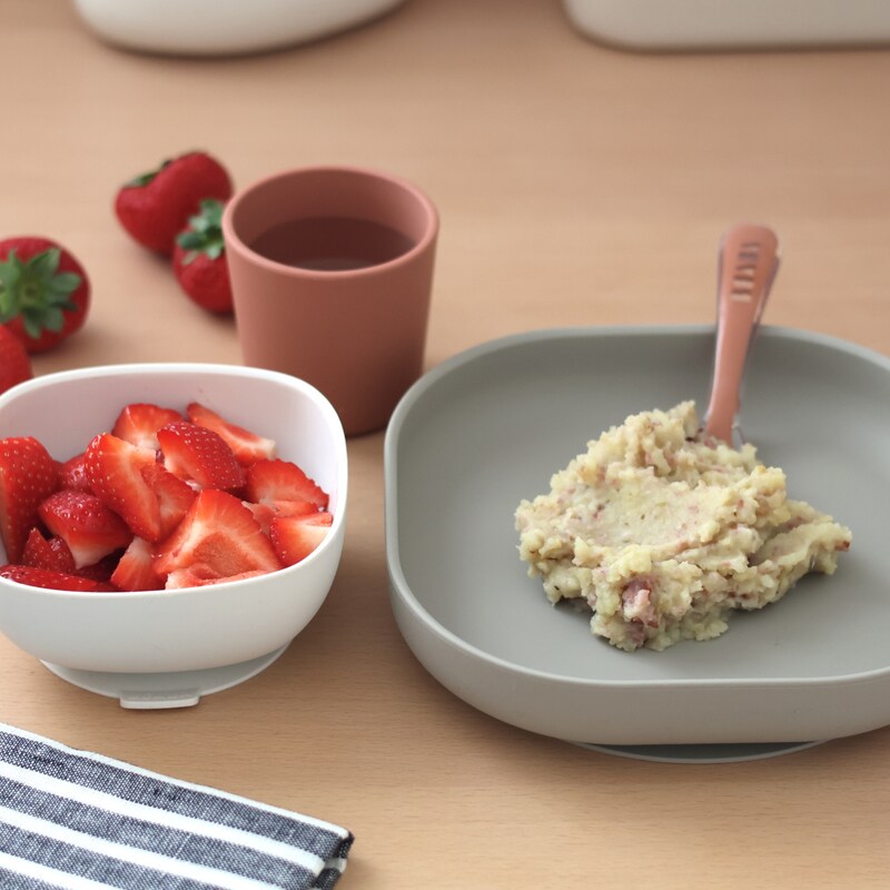 Coffret repas silicone 4 pièces Beaba lifestyle 2