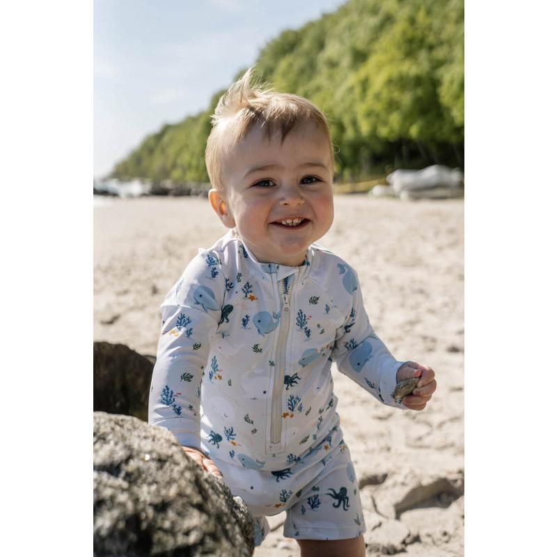 Combinaison anti-UV 1-2 ans Villads Les contes de Christian la Baleine FILIBABBA lifestyle 4