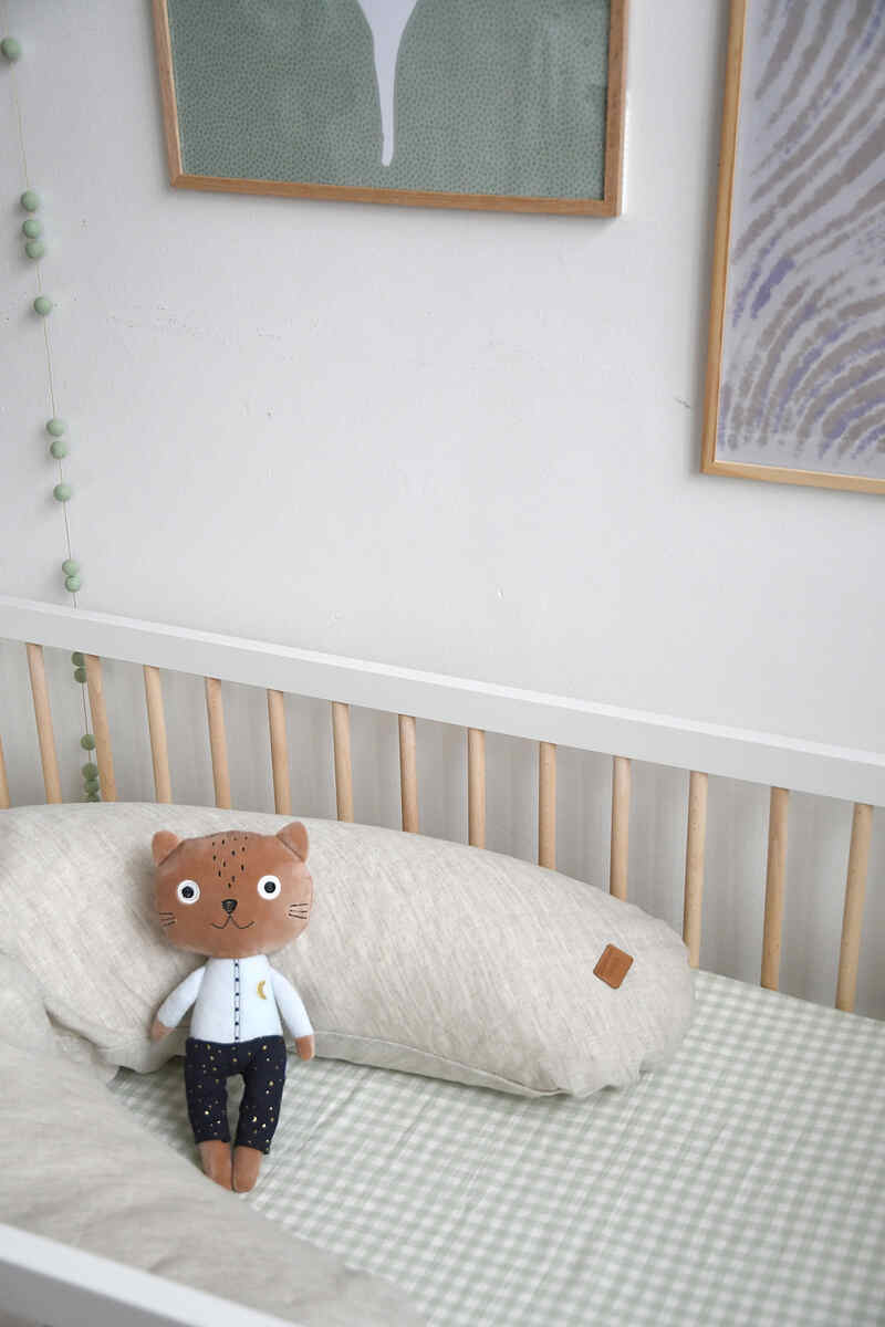 Coussin d'allaitement Big Flopsy Lin Naturel Beaba lifestyle