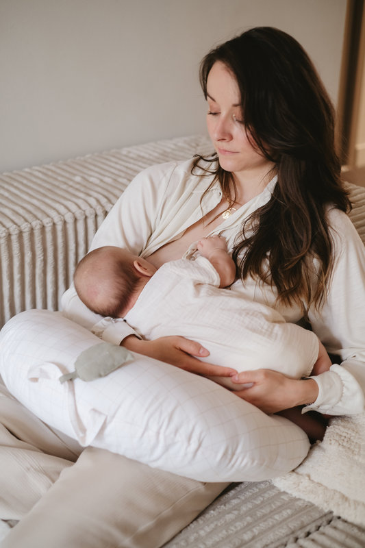 Coussin de maternité Mini Moon Candide lifestyle 3