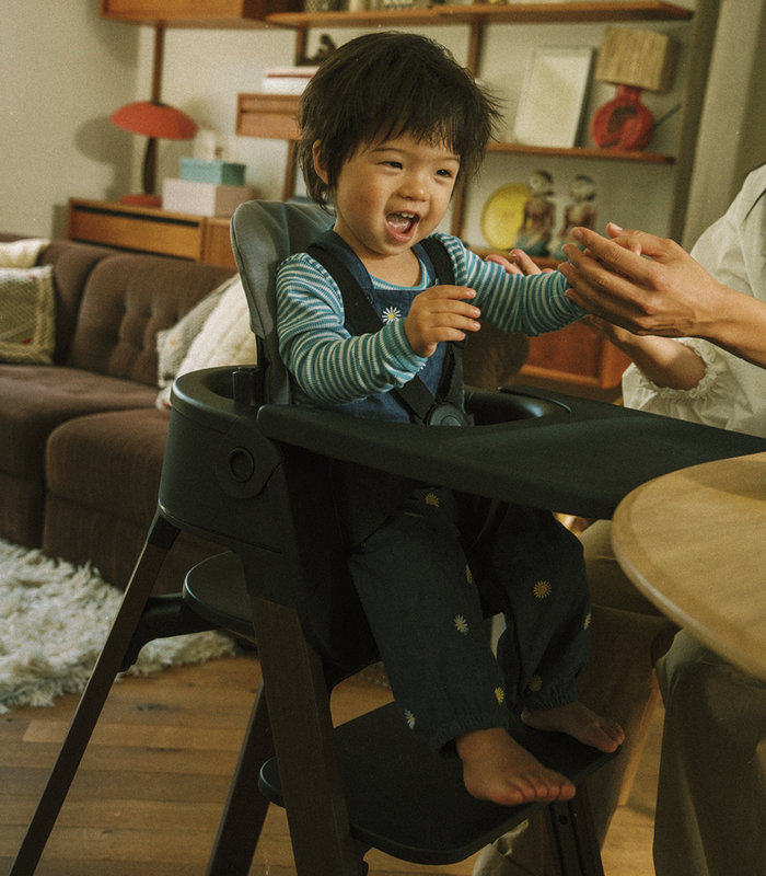 Coussin pour Steps Baby Set Dark Grey Melange Stokke lifestyle 2