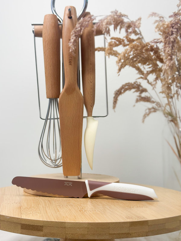 Couteau d'apprentissage Moka Kiddikutter lifesyle 4