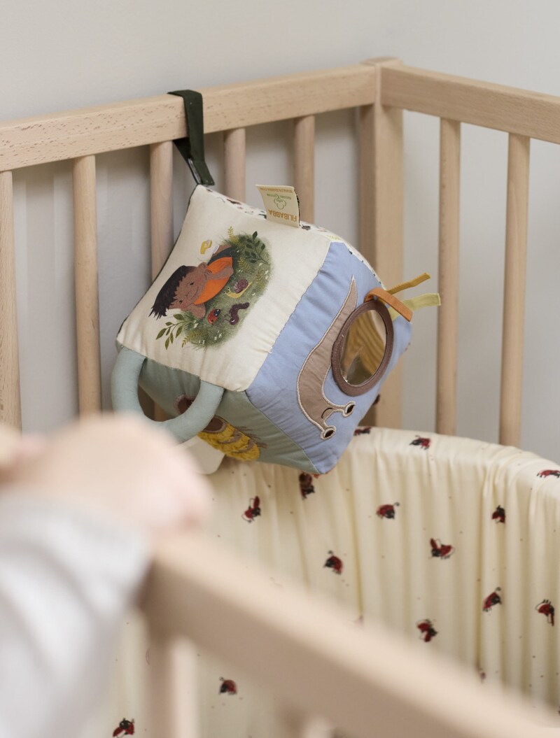 Cube d'activités Little Wonders Filibabba lifestyle2