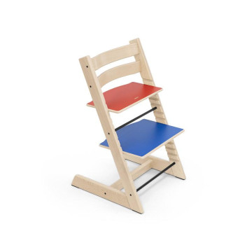 Chaise haute Tripp Trapp MoMA Stokke avant rouge et bleue