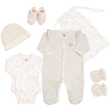 Kit Naissance Beige Fleuri 1 mois Trois Kilos Sept kit 